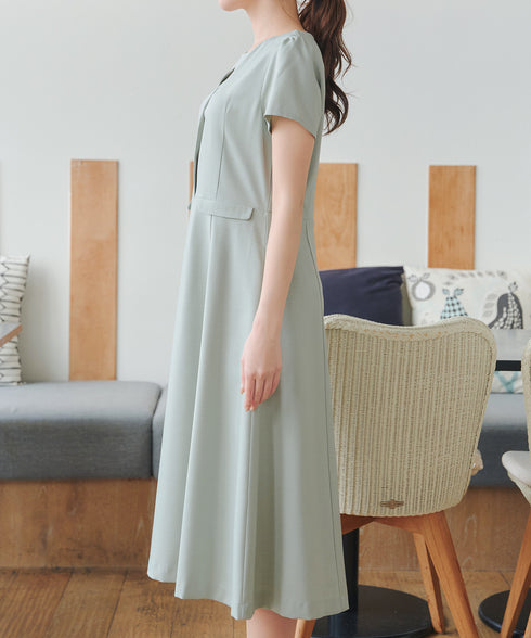 【小倉優子さん着用】フラップポケットミディアム丈フレアワンピース