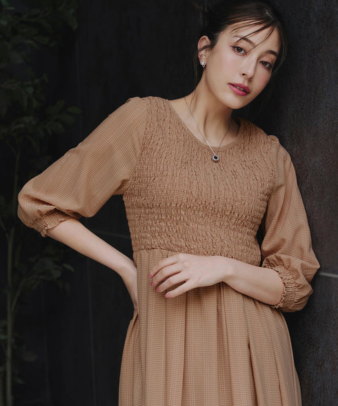 【アウトレット】シャーリングパフスリーブシアーワンピース