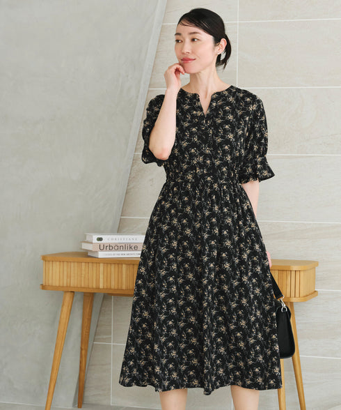 キャンディースリーブ花柄ワンピース