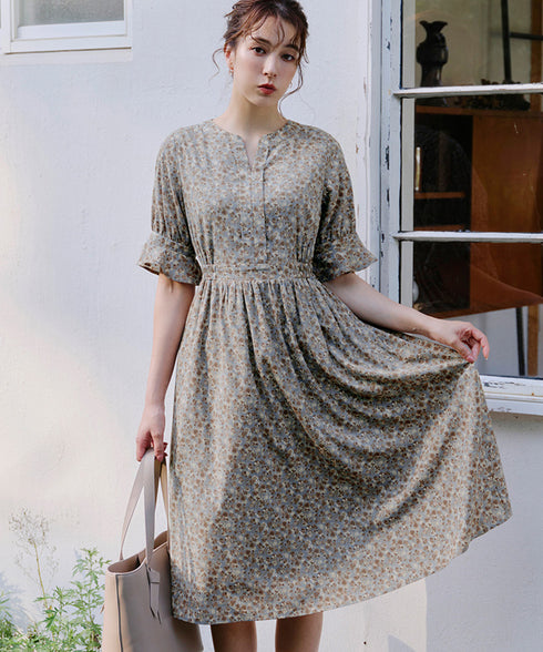 キャンディースリーブ花柄ワンピース