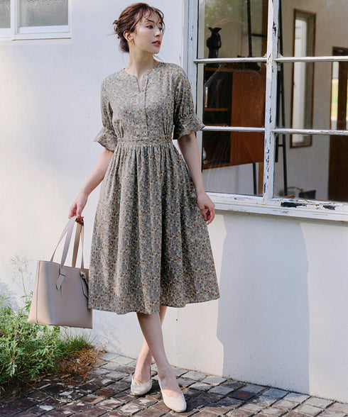 キャンディースリーブ花柄ワンピース