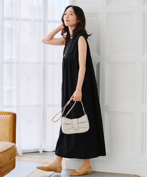 後ろリボンギャザーワンピース