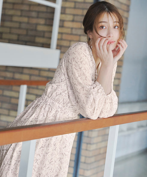 【アウトレット】花柄シフォン袖ワンピース