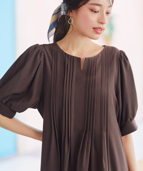 ボリュームパフスリーブピンタックワンピース