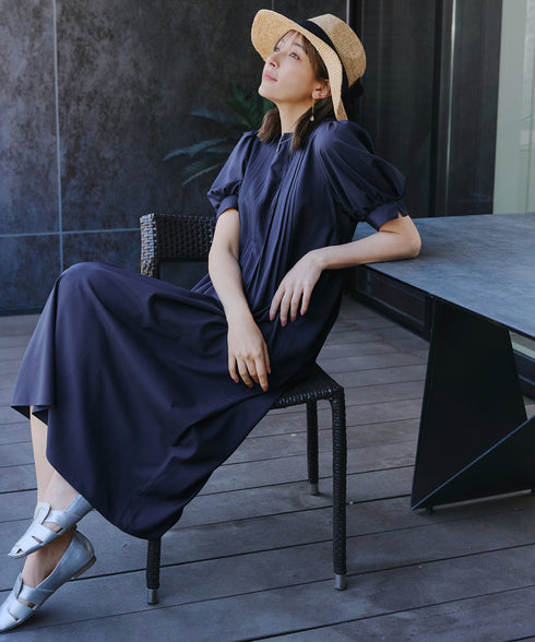 ボリュームパフスリーブピンタックワンピース