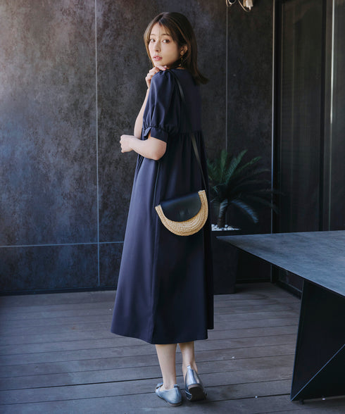 ボリュームパフスリーブピンタックワンピース