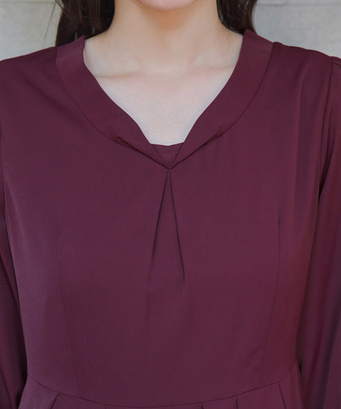 ロールVネックワンピース