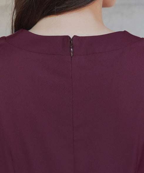 ロールVネックワンピース