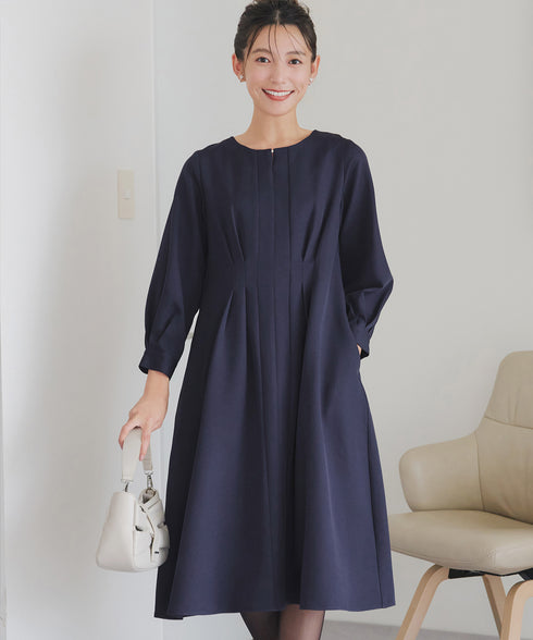 ビジュー付きフロント切替タックワンピース