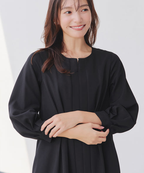 ビジュー付きフロント切替タックワンピース