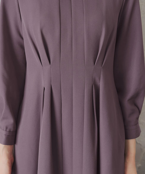 ビジュー付きフロント切替タックワンピース