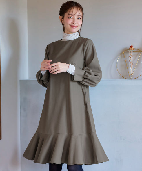 裾フレアパフスリーブワンピース