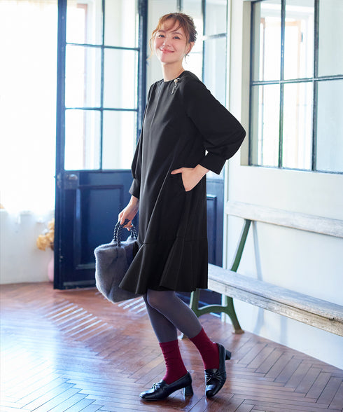 裾フレアパフスリーブワンピース