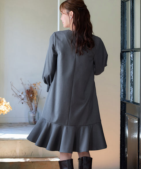 裾フレアパフスリーブワンピース