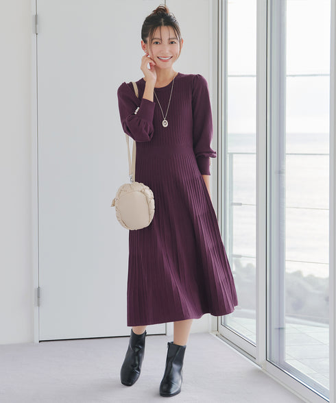 リブニットパフスリーブワンピース