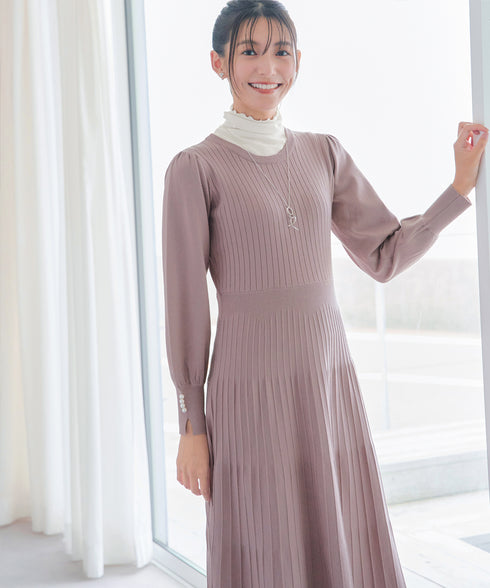 リブニットパフスリーブワンピース