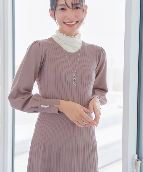 リブニットパフスリーブワンピース