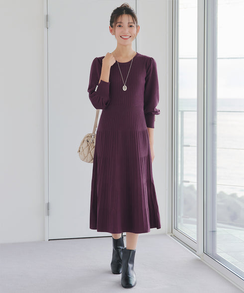 リブニットパフスリーブワンピース