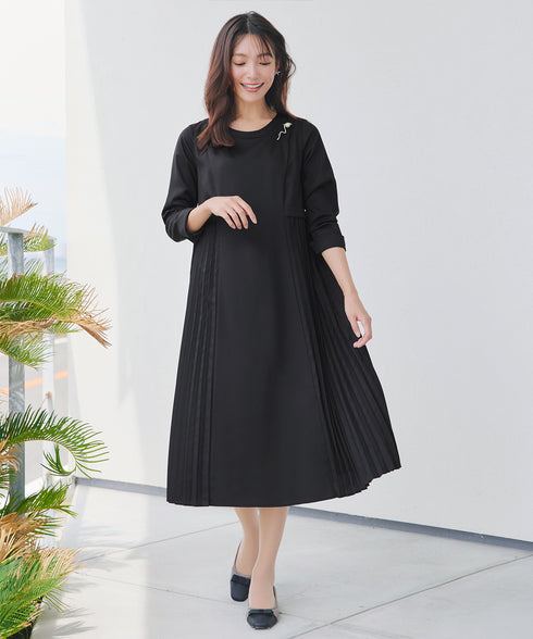 サイドプリーツワンピース