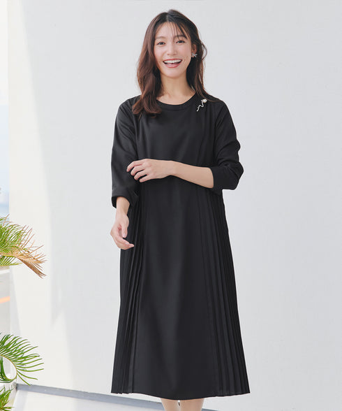 サイドプリーツワンピース