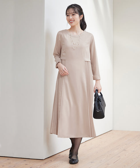 サイドプリーツワンピース