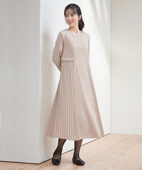 サイドプリーツワンピース