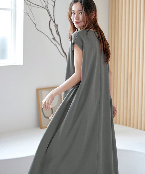 フレンチスリーブカットソーワンピース
