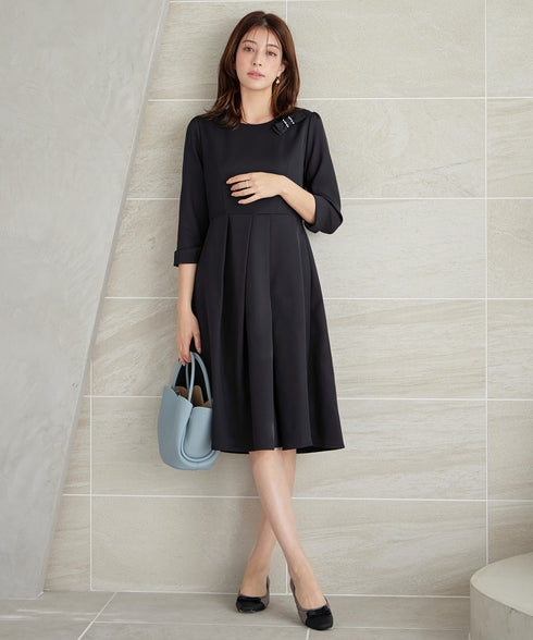 【3WAY】リボンブローチ&ベルト付きフレアワンピース