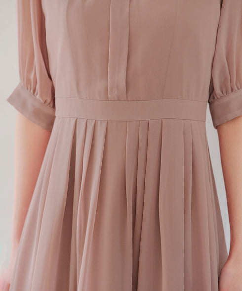 シフォンワンピース