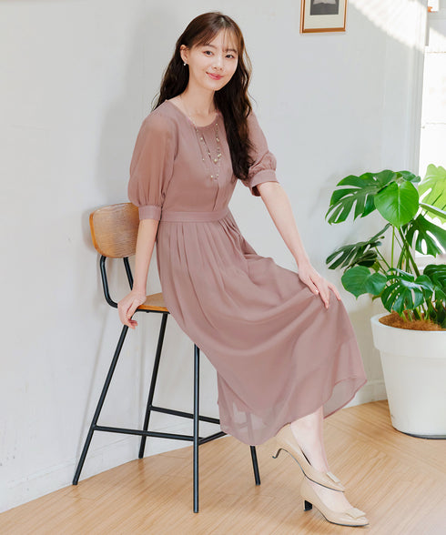 シフォンワンピース