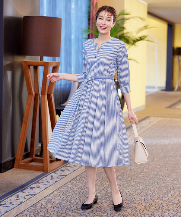 ベルト付きストライプワンピース
