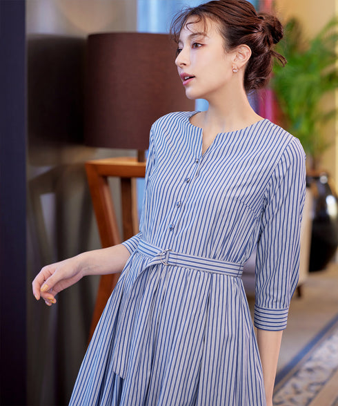 ベルト付きストライプワンピース
