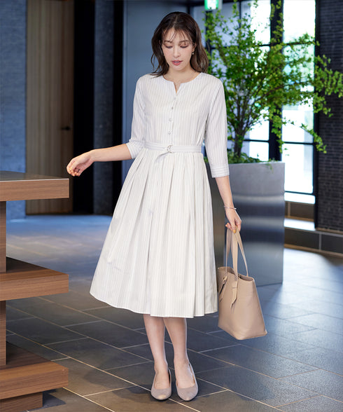 ベルト付きストライプワンピース