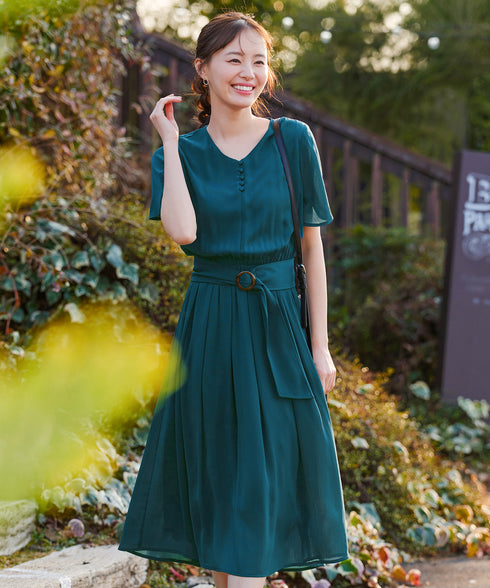 花びらスリーブベルト付きワンピース