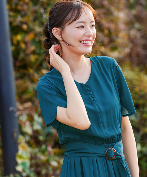 花びらスリーブベルト付きワンピース