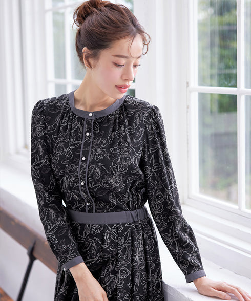 【安田美沙子さん着用】フラワープリント配色ワンピース