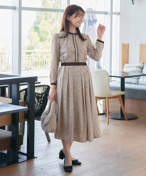 【安田美沙子さん着用】フラワープリント配色ワンピース