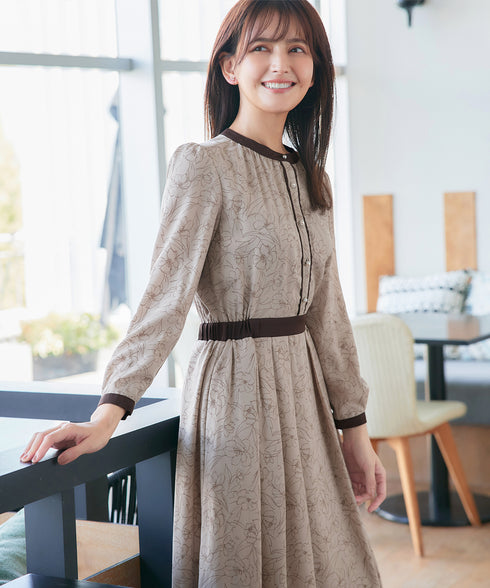 【安田美沙子さん着用】フラワープリント配色ワンピース