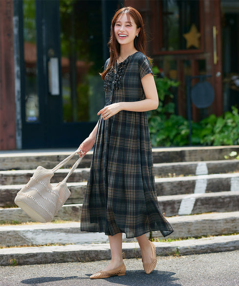 フリルワンピース