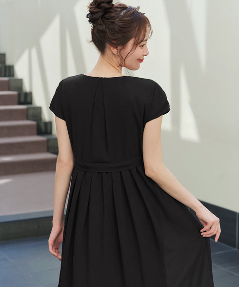 フリルワンピース