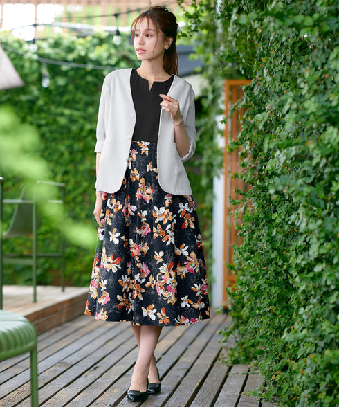 フラワープリントドッキングワンピース