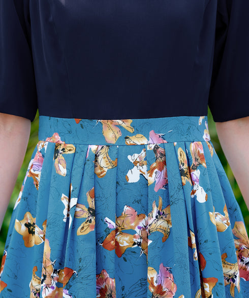 フラワープリントドッキングワンピース