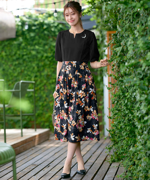 フラワープリントドッキングワンピース