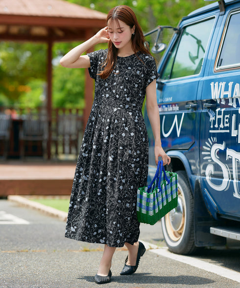 リーフフラワー柄ワンピース