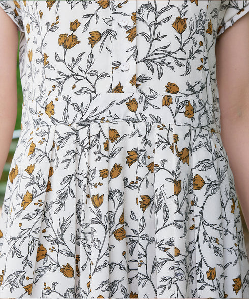 リーフフラワー柄ワンピース