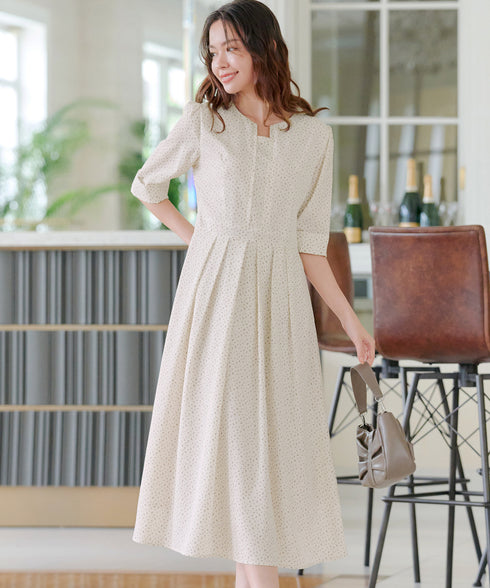変形ドット柄ワンピース