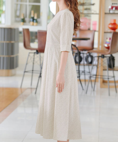 変形ドット柄ワンピース
