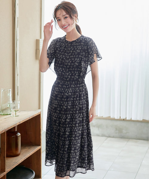 【小倉優子さん着用】フレアスリーブ柄ワンピース
