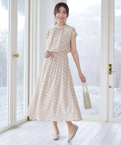 花柄フレンチスリーブワンピース