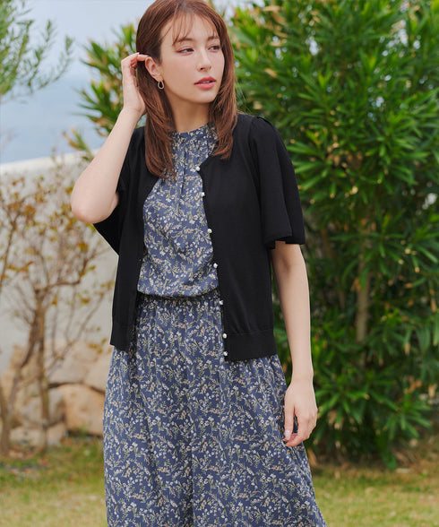 花柄フレンチスリーブワンピース